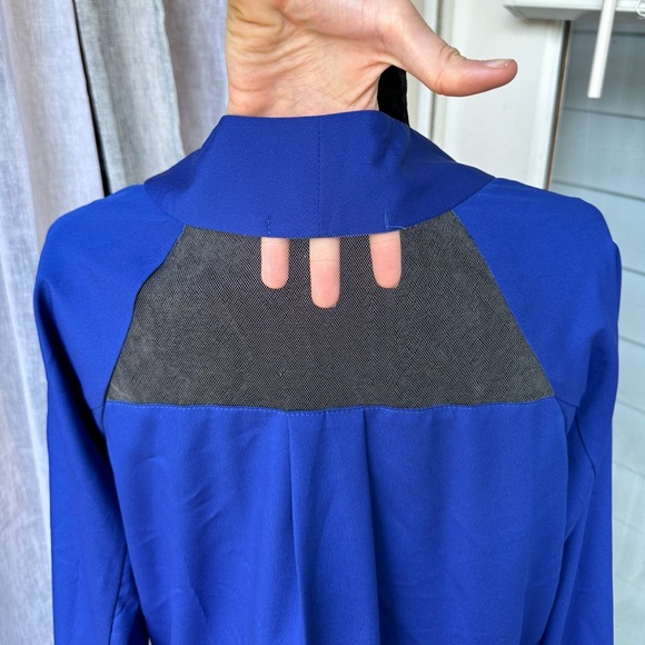 Harlow & Graham Wrap Front Blouse With Mesh Cutout Size Sm - Picture 4 of 5